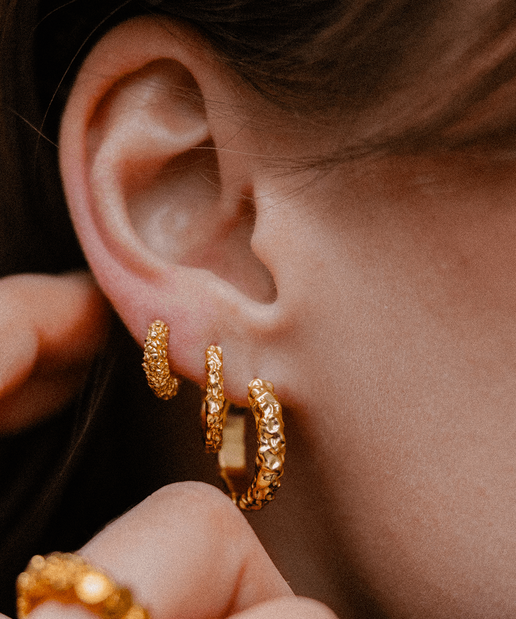 IX Mini Crunchy Edge Earring