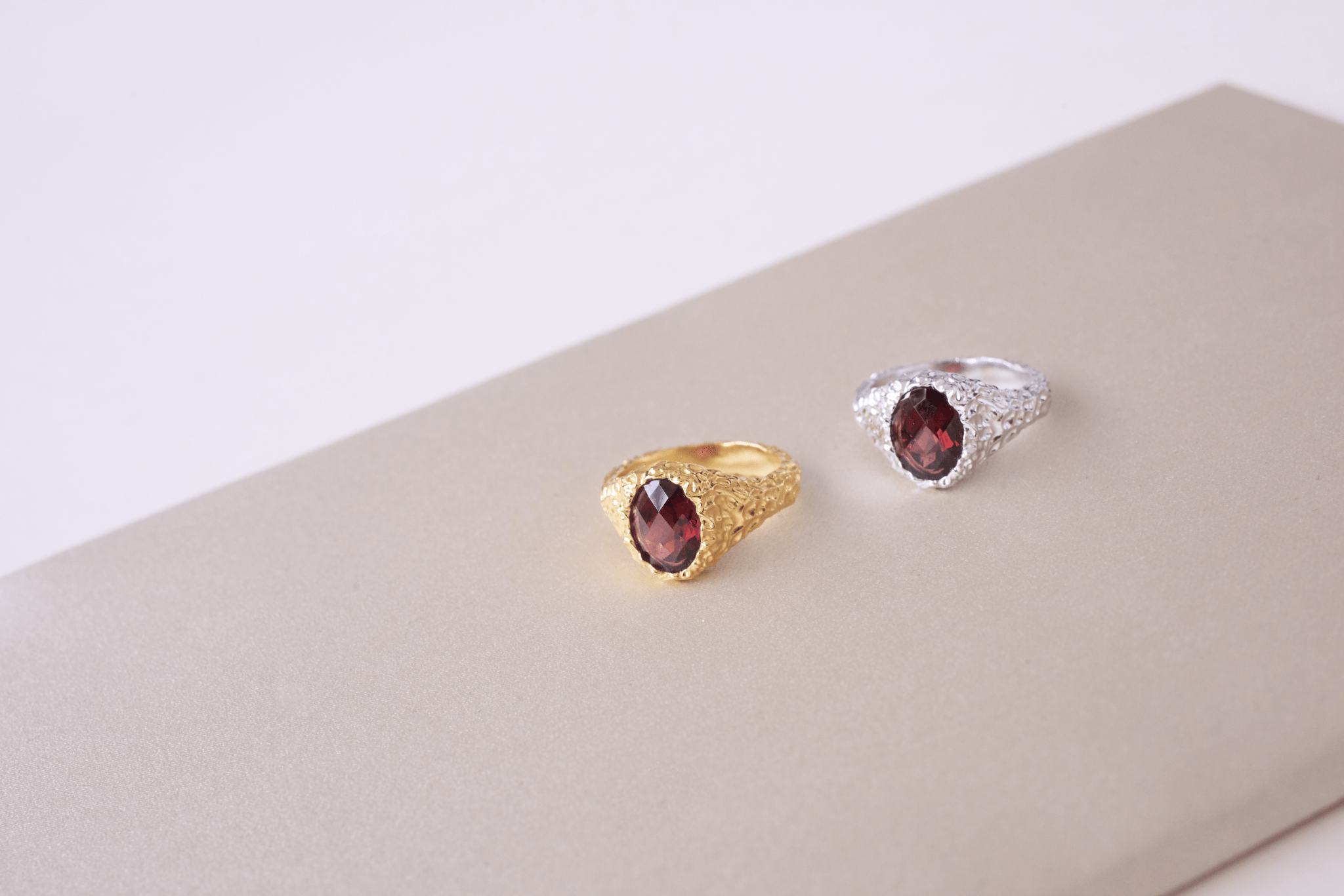 IX Crunchy Ornate Garnet Signet Ring Silver